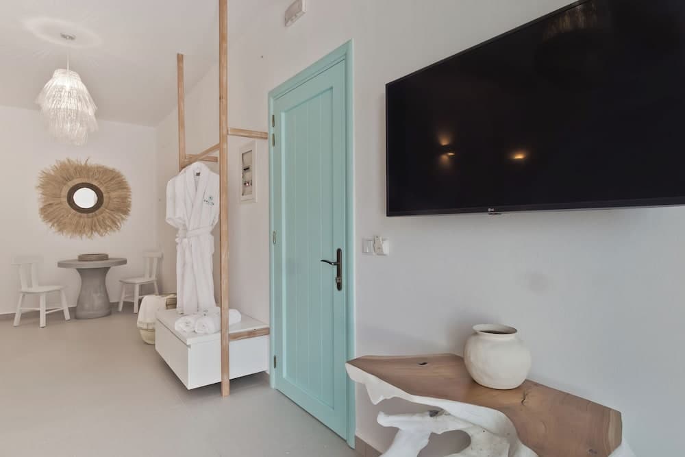 Enilion Luxury Suites, Karpathos, photo 2