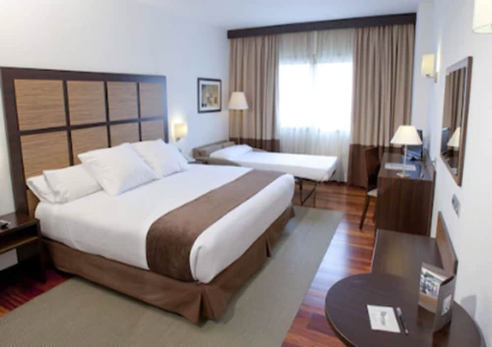 Aparthotel Attica21 As Galeras, Oleiros, photo 2