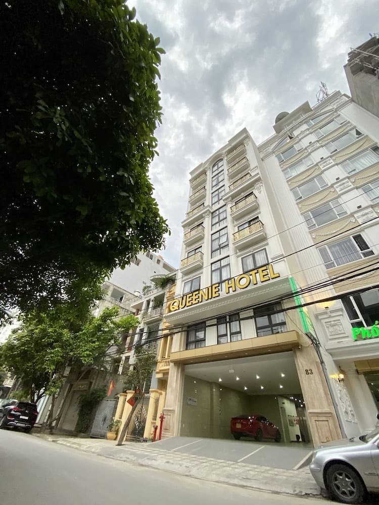 Queenie Hotel, Hai Phong