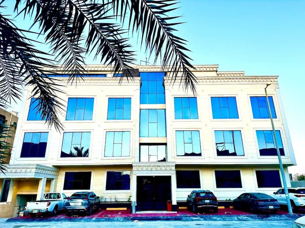 Crown Suite, Al Jubail