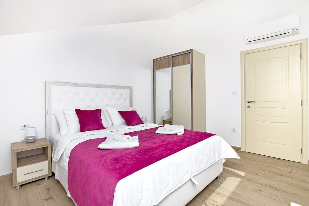 Apartments Mezini 11, Kotor, photo 2