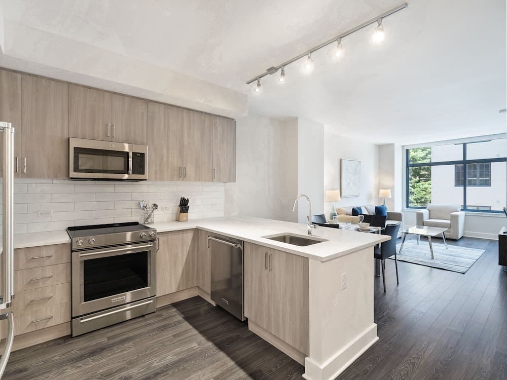 Global Luxury Suites at Bethesda Metro, Bethesda, photo 2