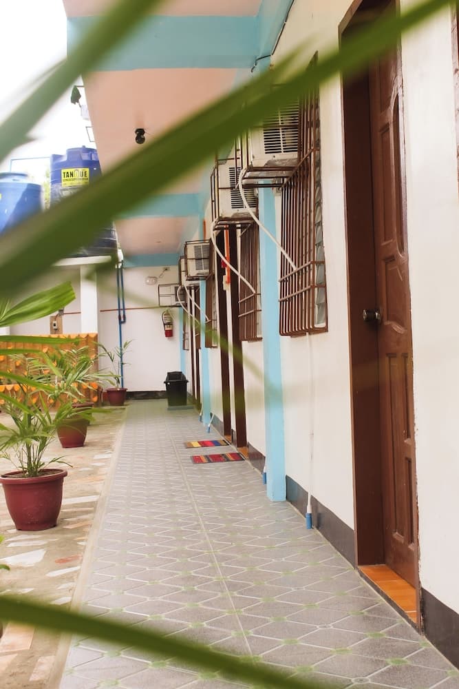 Bebs and Jocel Apartment, Panglao