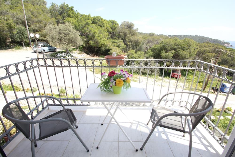 Pelagos Studios by Frangki, Aegina, photo 6