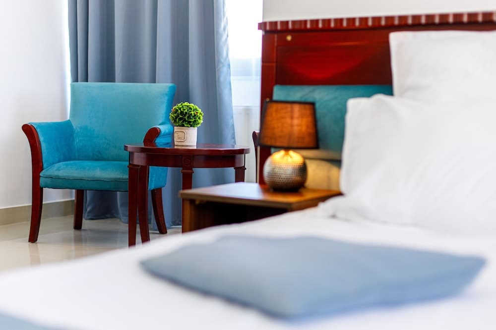 Lira Pacific Aparthotel, Constanta