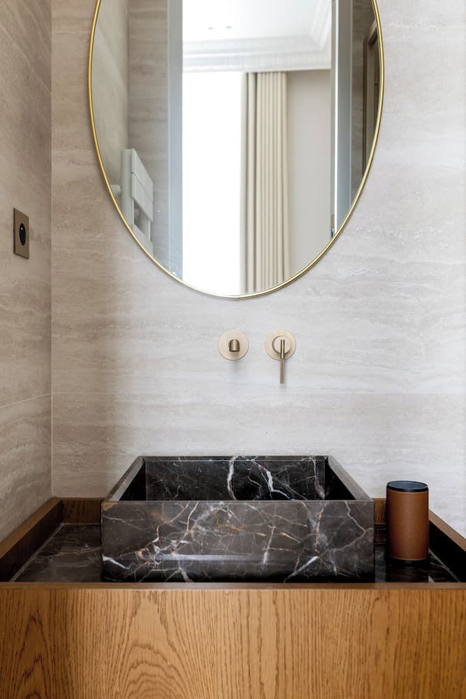 Bathroom at HIGHSTAY - Luxury Serviced Apartments - Le Marais