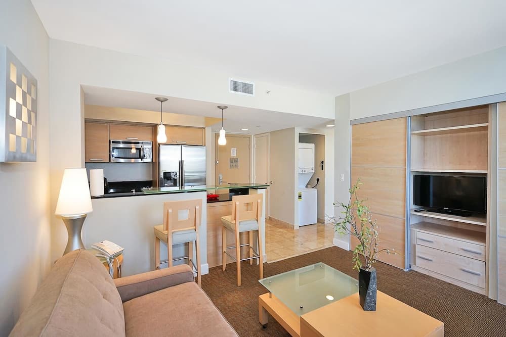 Marenas Beach Resort by FMM, Sunny Isles Beach