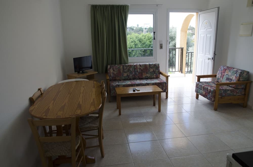 Kozis Hotel Apts, Polis, photo 6