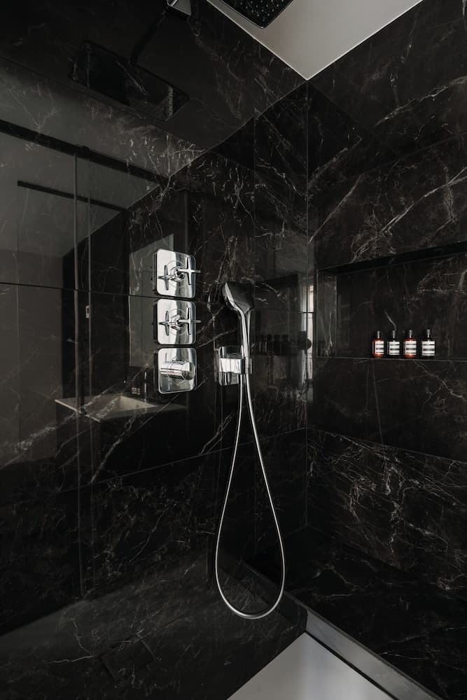 HIGHSTAY - Luxury Serviced Apartments - Place Vendôme, Paris, photo 6