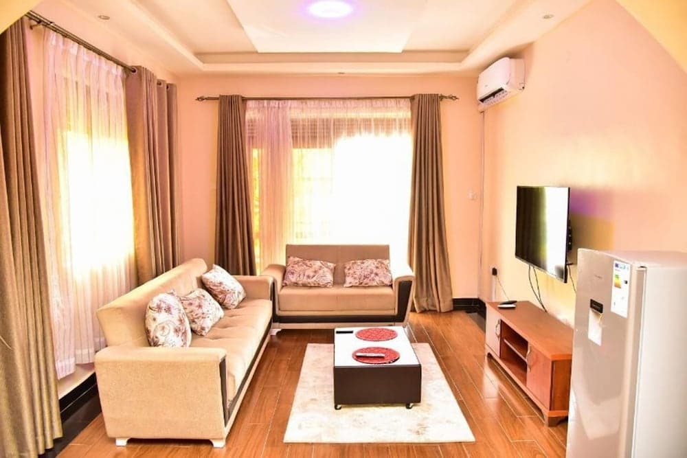 Four Vins Hotel & Apartments, Kampala