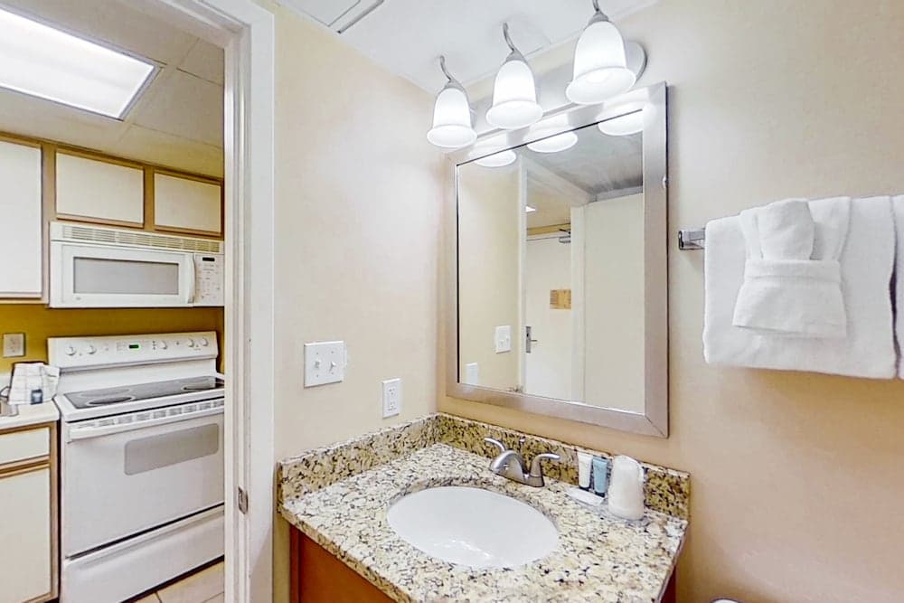 Camelot By The Sea by Oceana Resorts, Myrtle Beach, photo 5