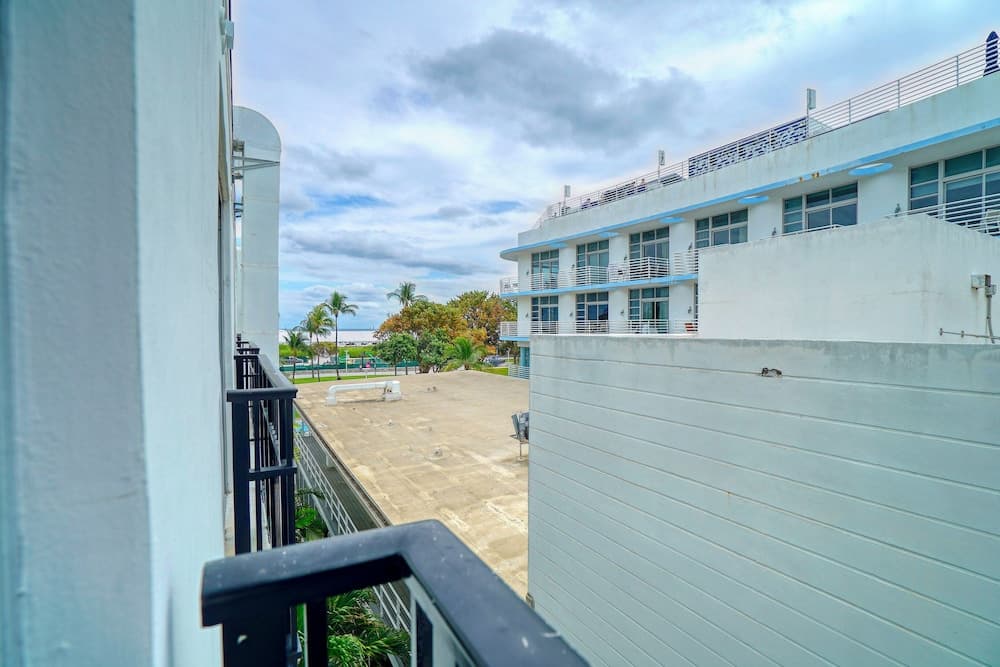 Private Apartment at the Congress, Miami Beach, photo 6