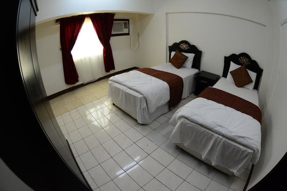 Al Eairy Furnished Apartments Dammam 8, Dammam, photo 3