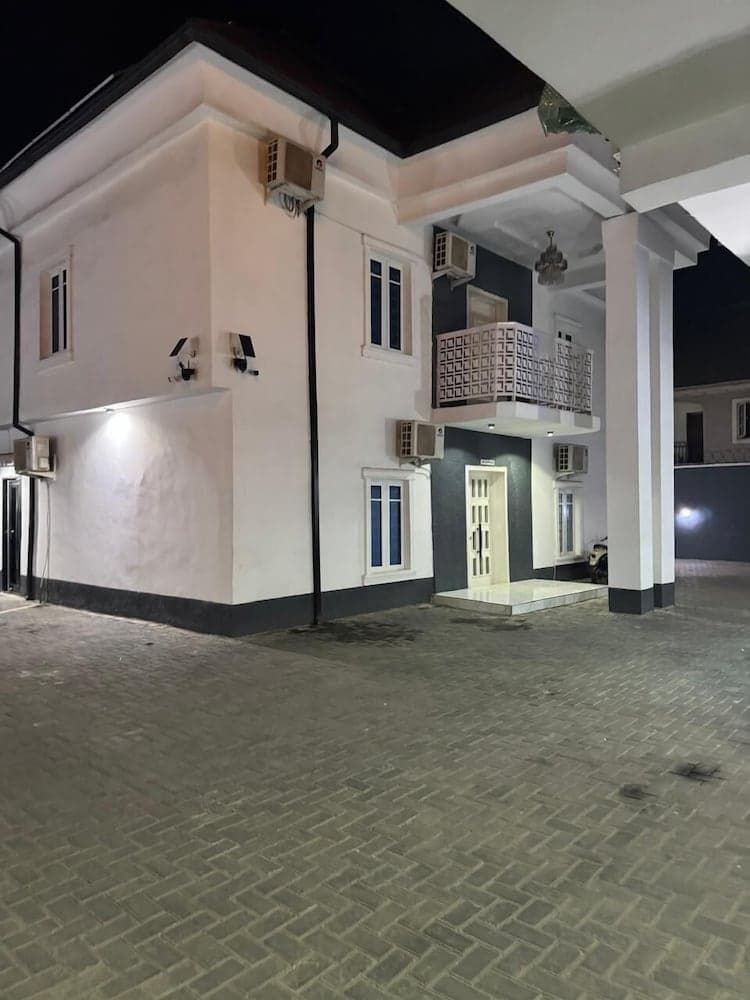 Libertini Hotel and Apartments, Lekki