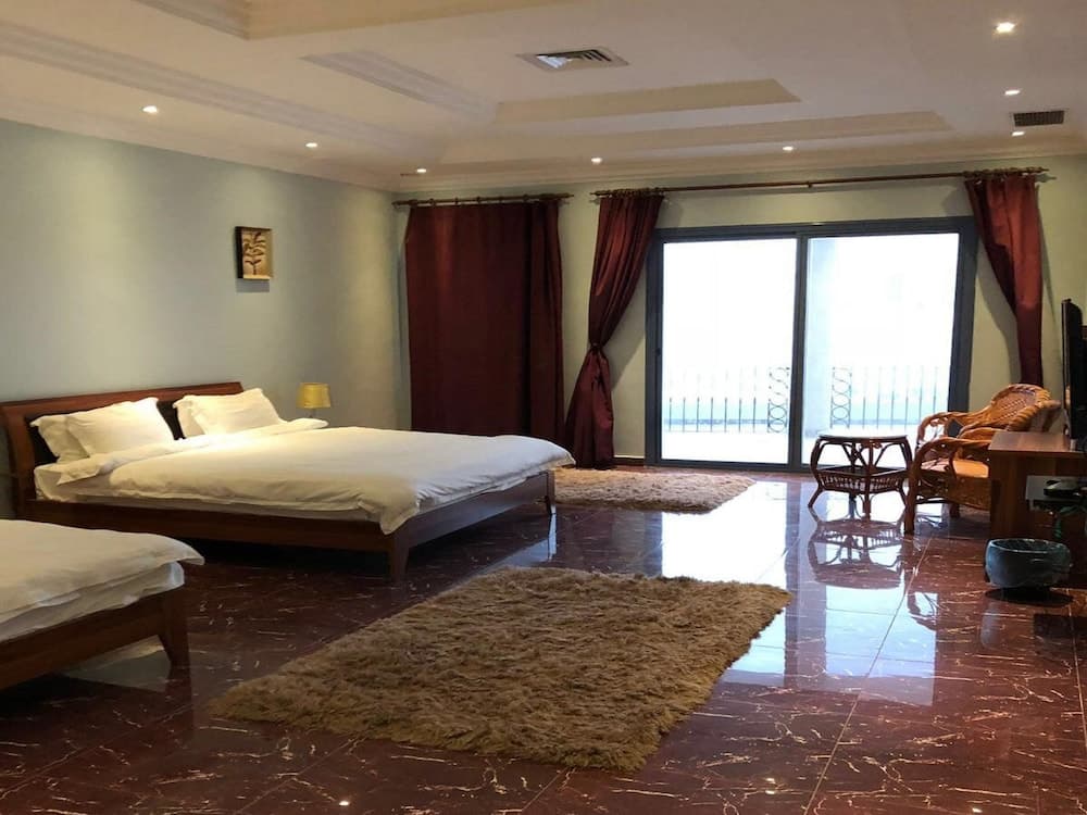 Alyal Chalets, Al Khiran, photo 2