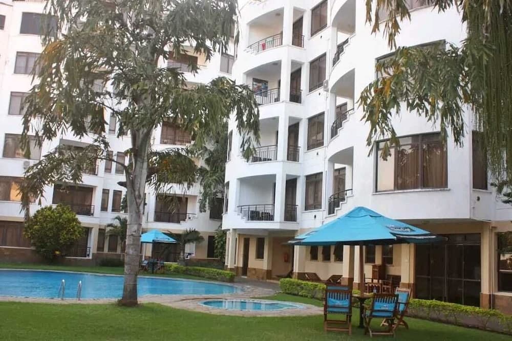 Lux Suites Impala Holiday Apartments, Mombasa