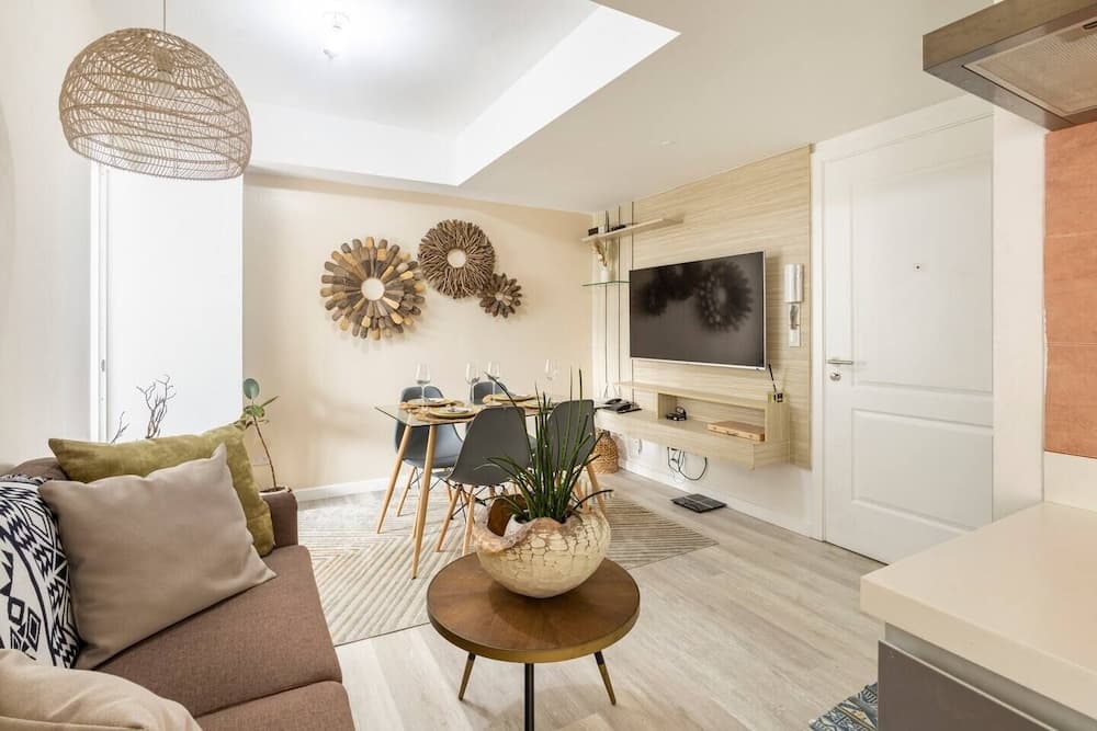 Azure Urban Resort by Adam's Crib, Parañaque, photo 5
