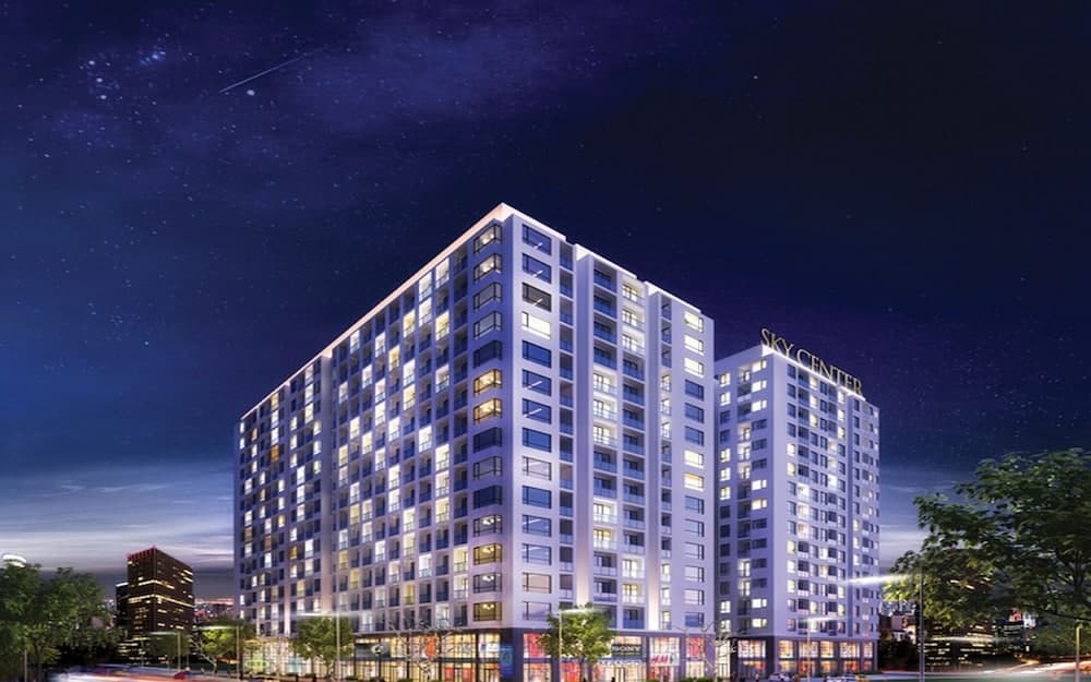 Building at Sky Center Tan Son Nhat Airport Luxury