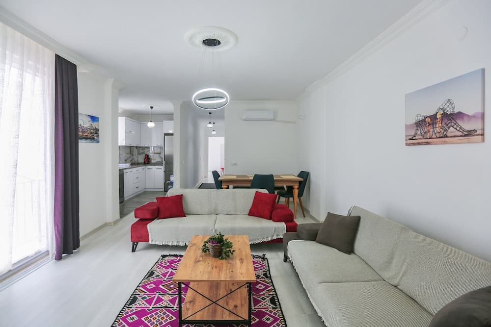 Özkan Apart, Kas
