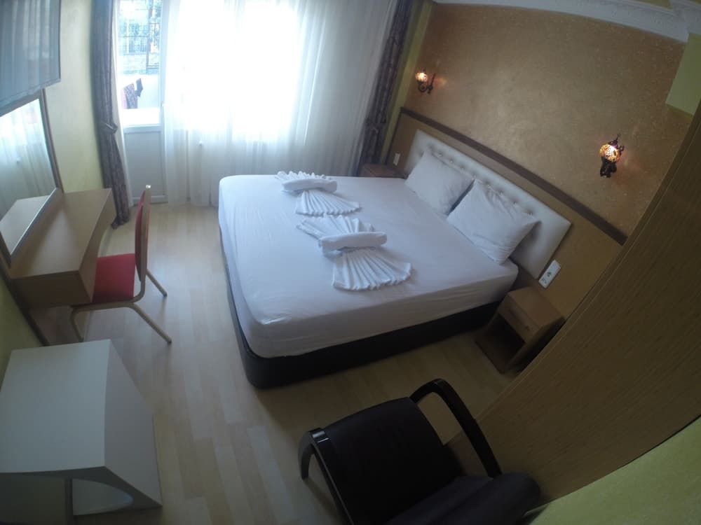 Arat Apartments Suites, Istanbul, photo 6