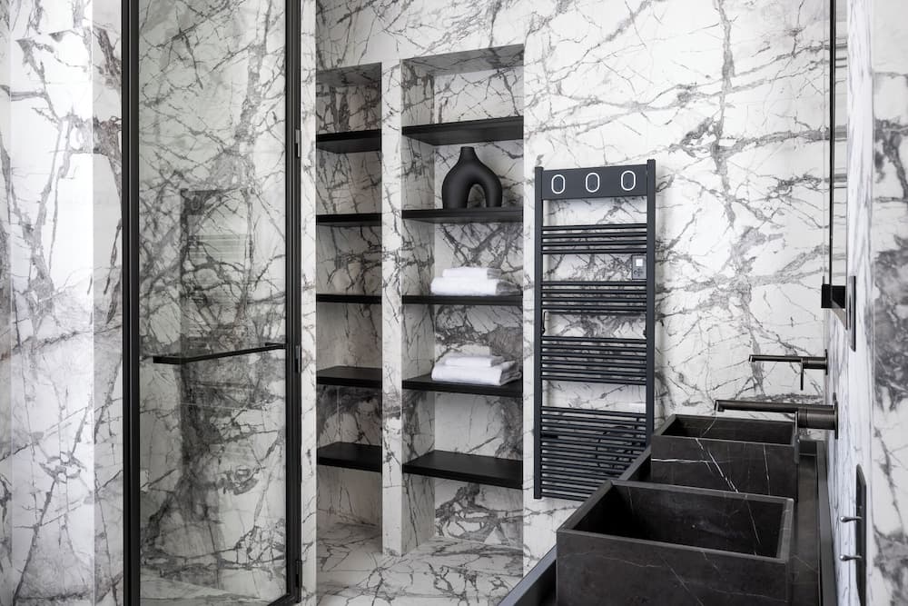 Bathroom at HIGHSTAY - Luxury Serviced Apartments - Le Marais