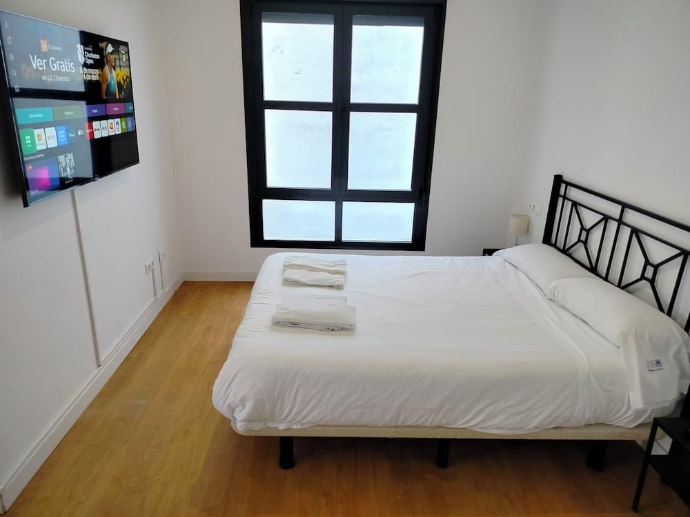 Apartamentos Centro Cordoba by MiRa, Córdoba, photo 3