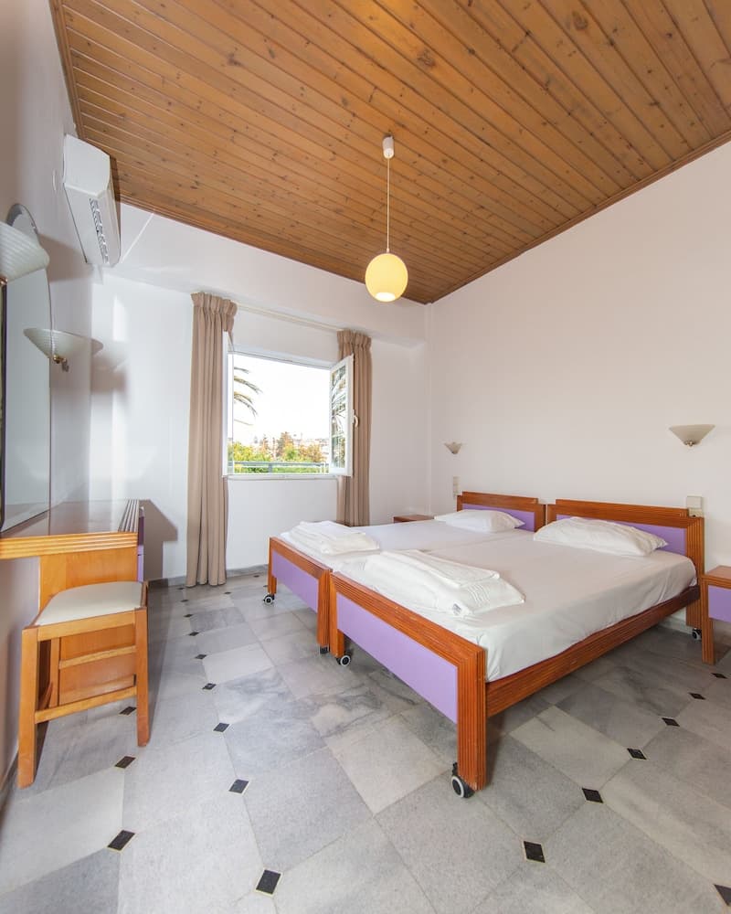 Manias Hotel Apartments, Chania, photo 4
