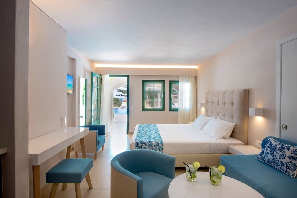 Petra Beach Hotel, Hersonissos, photo 4