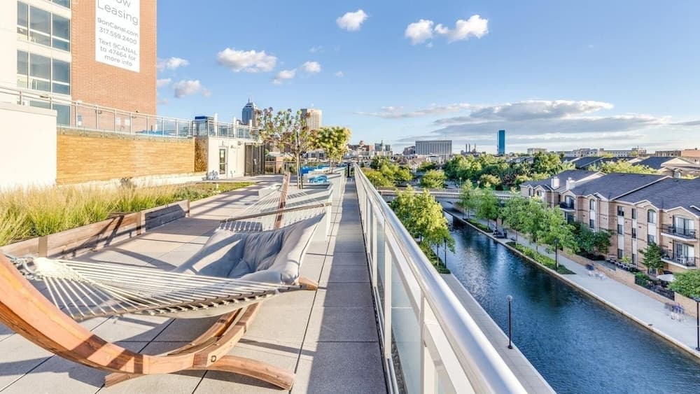 Canal Walk District Apartments by Landing, Indianapolis