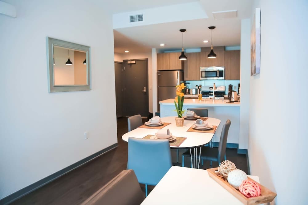 Fully Furnished Suites near Little Tokyo, Los Angeles, photo 2