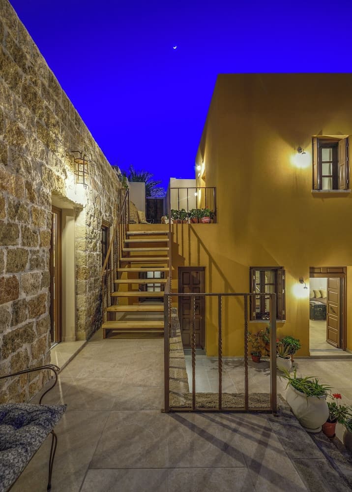 SPANISH KNIGHTS INN, Rhodes, photo 3