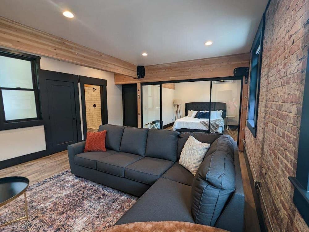 Linden Lofts, Wallace, photo 3