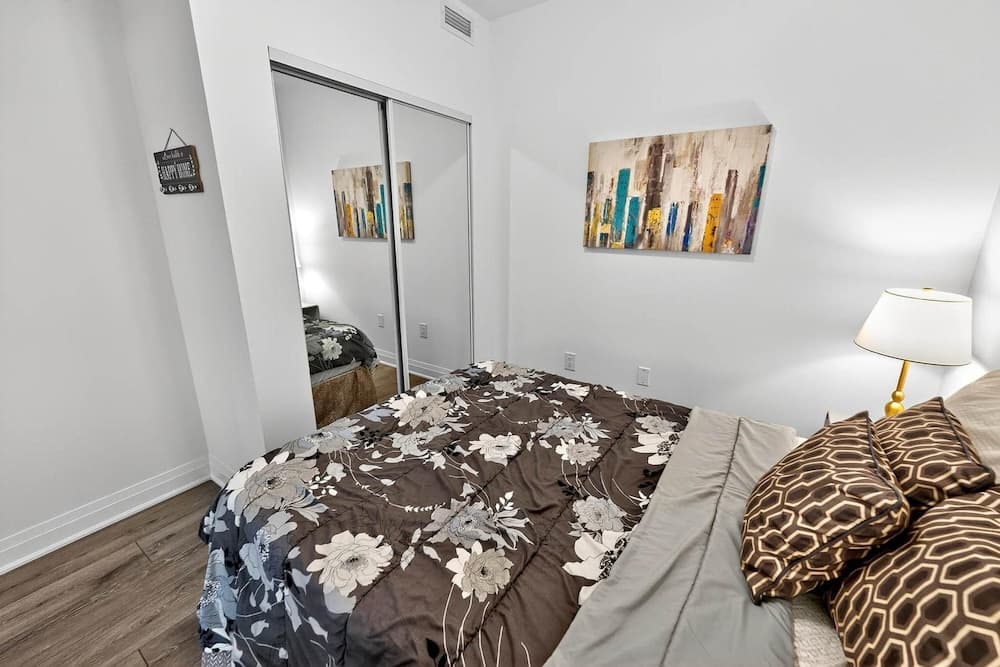 RivetStays - The Westmount Suites, Toronto, photo 3