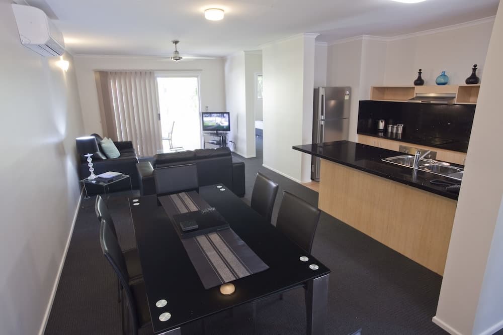 Marlin Cove Resort, Trinity Beach, photo 4