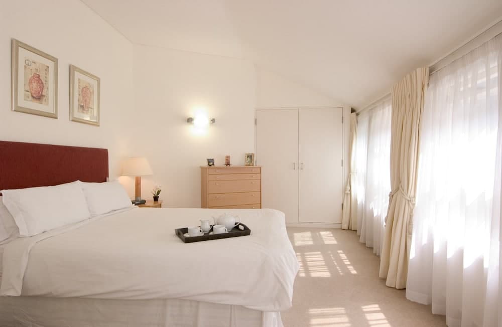 Oakwood Apartments Bow Lane, London, photo 4