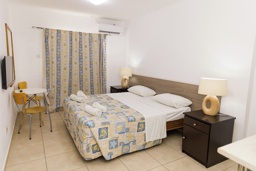 Alecos Hotel Apartments, Paphos, photo 6