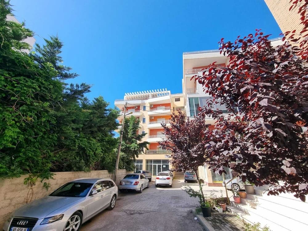 Thoma's K Studios, Vlorë, photo 3
