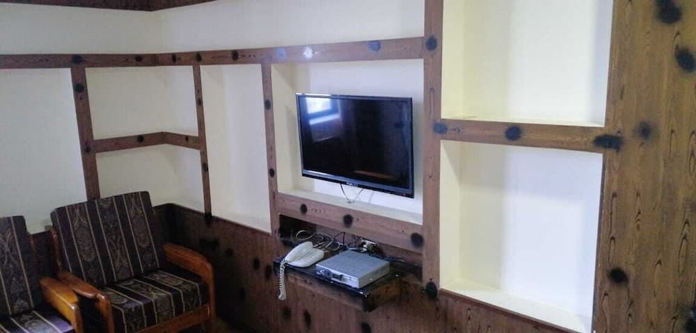 Alsabah Hotel Apartments, Amman, photo 2