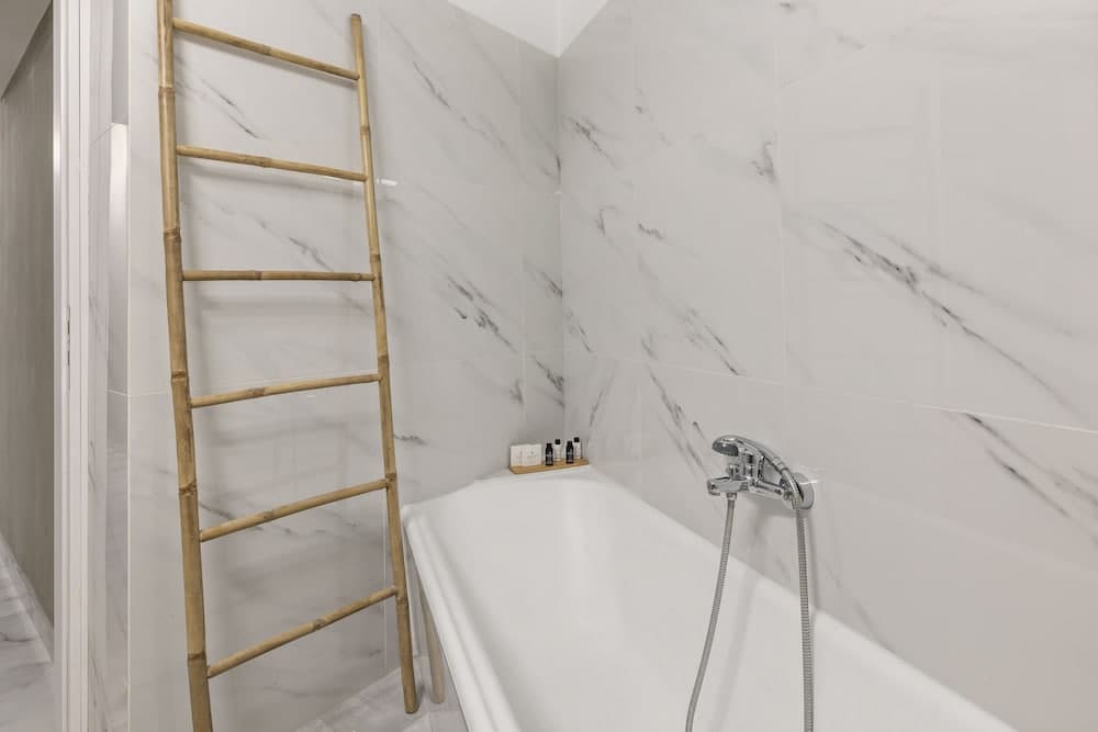 Athens Warehouse Boutique Hotel & Suites, Athens, photo 6