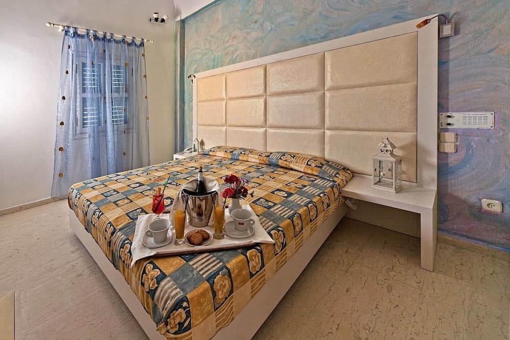 Sellada Apartments, Santorini, photo 6