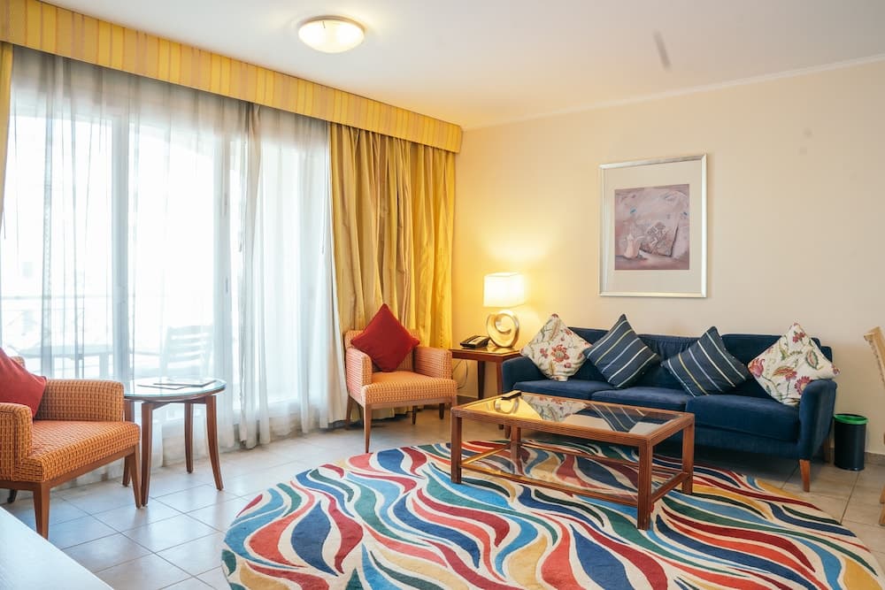 Hotel room at Millennium Lakeview Residence