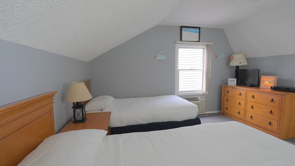 The Surf Club, Montauk, photo 5