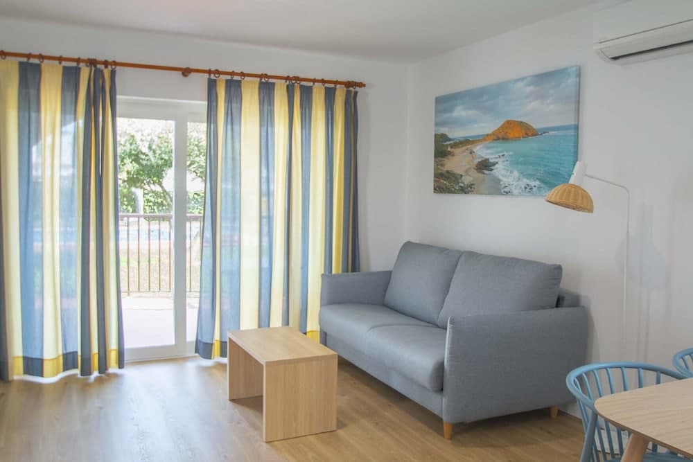 Apartamentos Sol Y Mar Menorca, Ciutadella de Menorca, photo 2