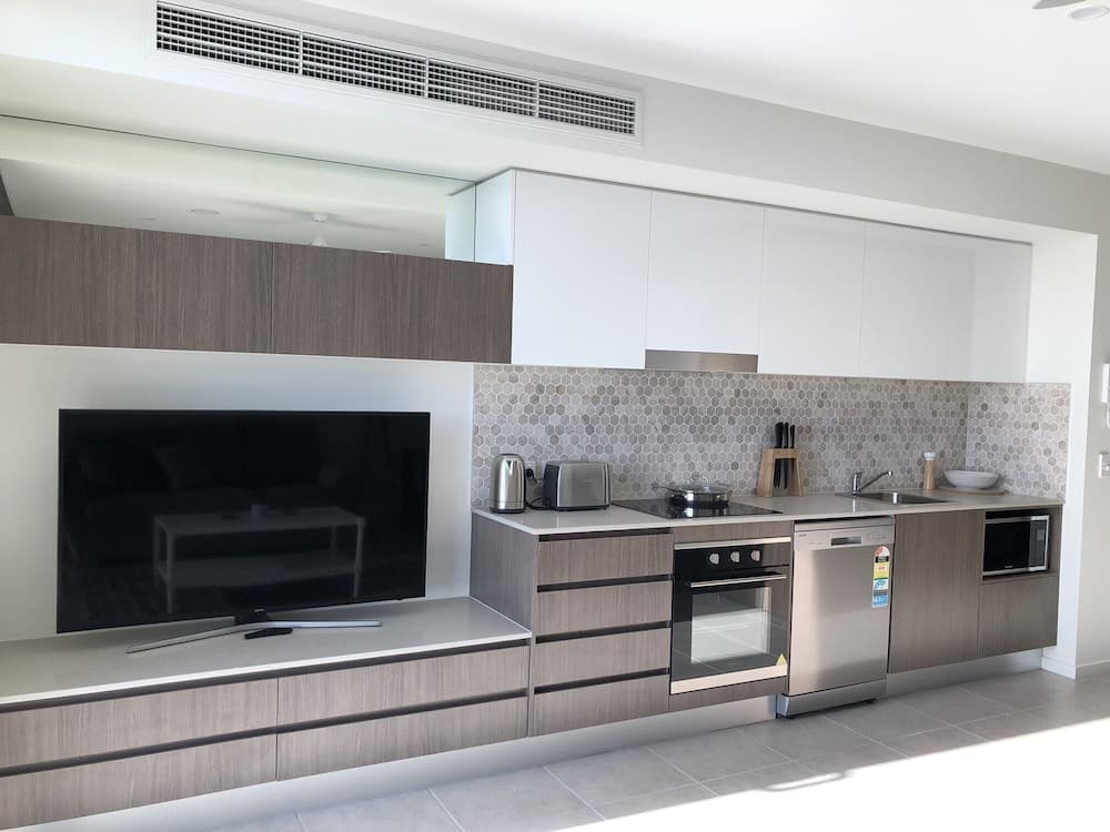 Property Vine - North Shore Kawana and Waterline, Birtinya, photo 2