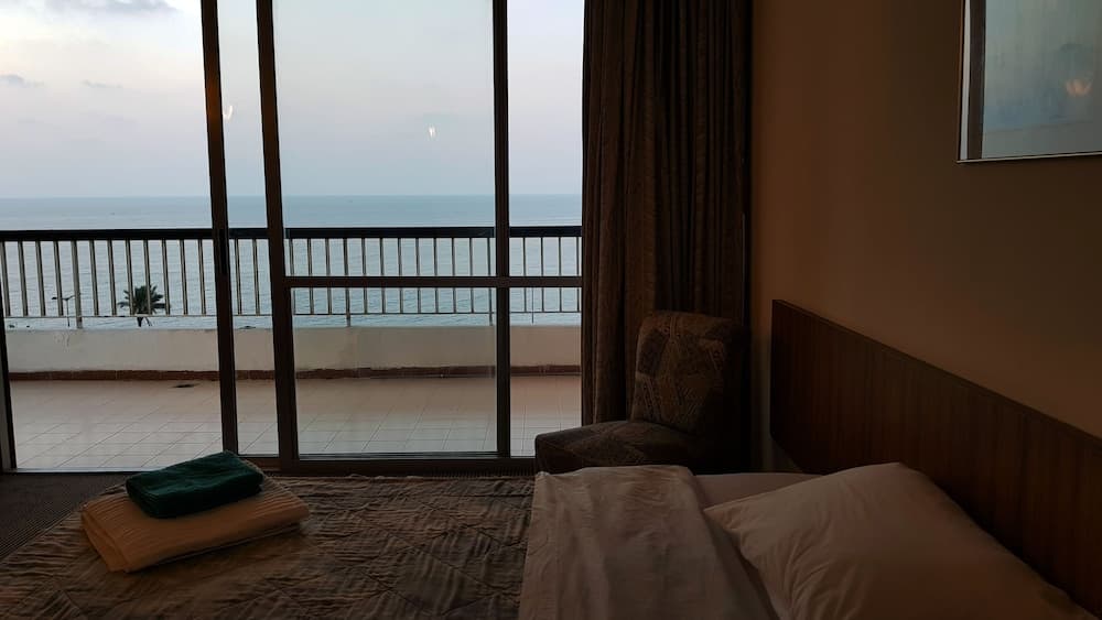 Seaside Apartments, Beirut, photo 5