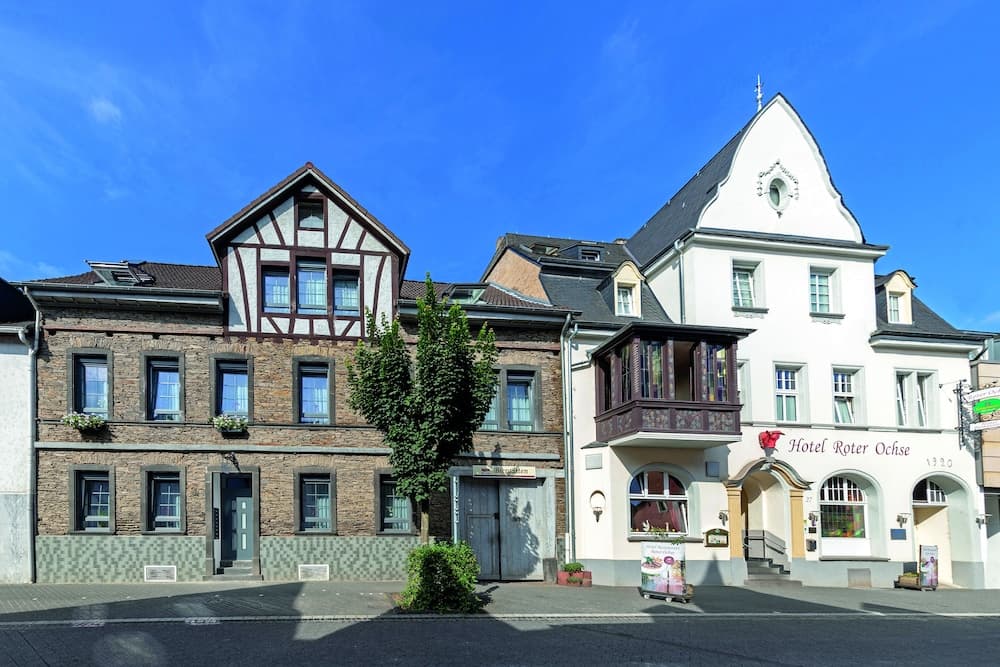 Burgenheimat, Rhens