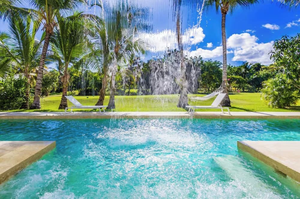 TROPICAL RETREAT at PLAYA LOS CORALES, Punta Cana, photo 2