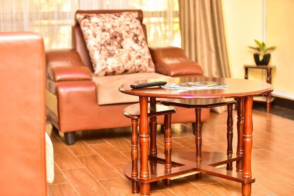 Four Vins Hotel & Apartments, Kampala, photo 2