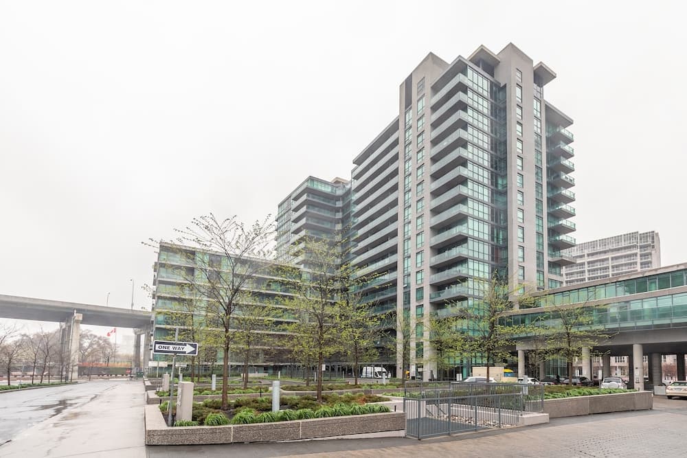 Magnificent Condos in Downtown Toronto, Toronto