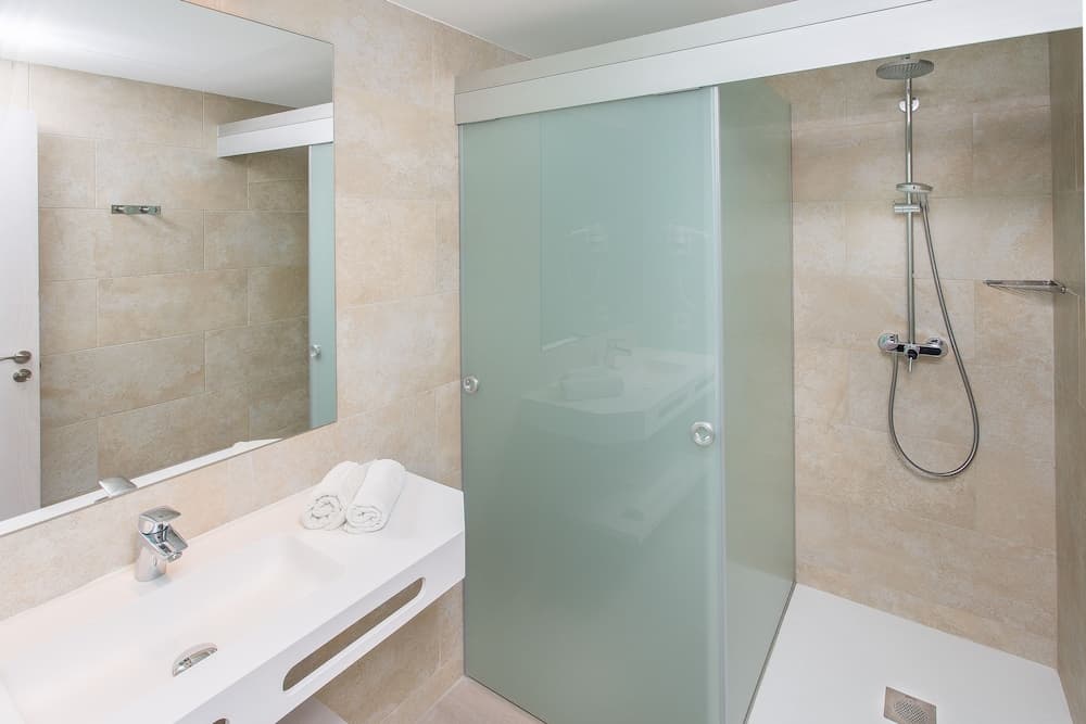 Apartamentos Typic Art, Ibiza, photo 3